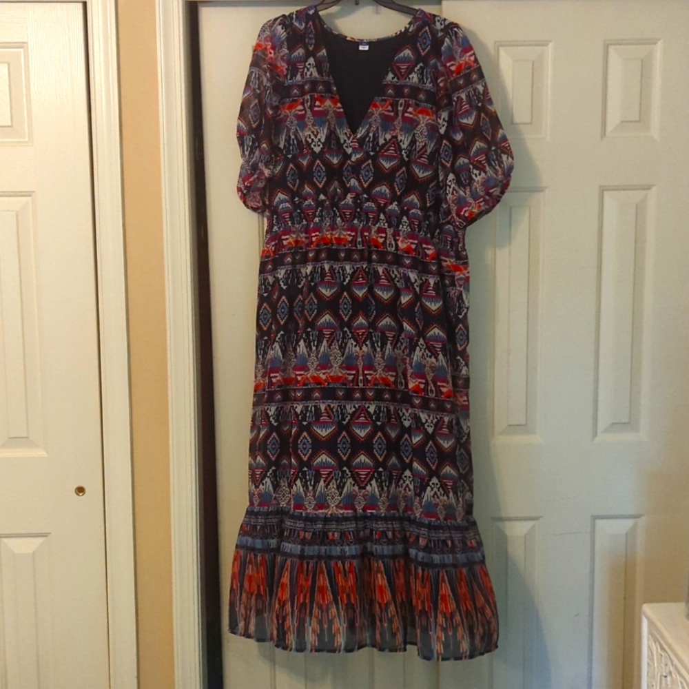 Pretty patterned Old Navy dress